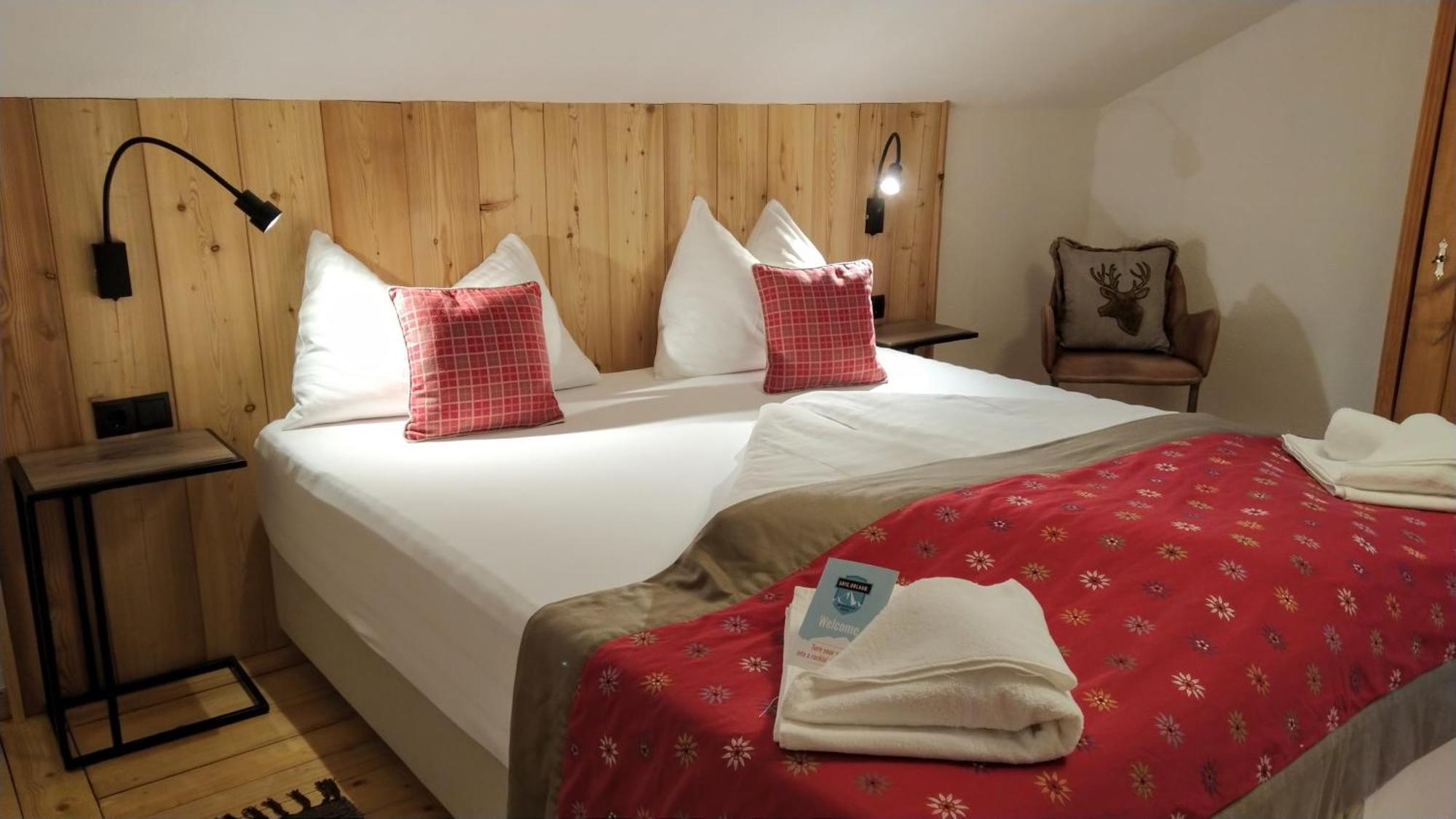 Arlberghaus Rocks Villa Flirsch Bagian luar foto